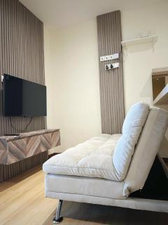 #17 Summer Seaview Studio Apartment at Kota Kinabalu City Centre - 9