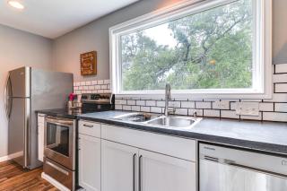 12 Mi to Dtwn Austin Guest Cottage with Pool Access - Austin - 3