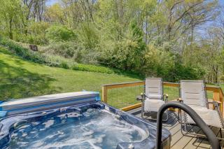 Lakefront Kingsport Home with Private Hot Tub! - Kingsport - 9