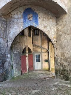 La Tour - Semur-en-Auxois - 2