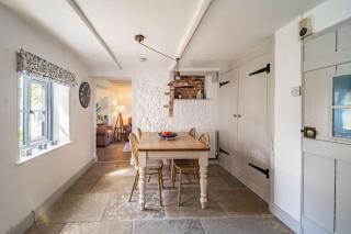 Ruthie Cottage by Big Skies Cottages - 5