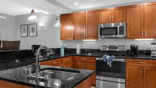 Sun, Fun & Summer Getaway - TownHome by Disney! - 2