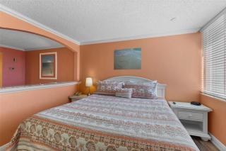 Pelican Point on Clearwater Beach - Clearwater Beach - 4