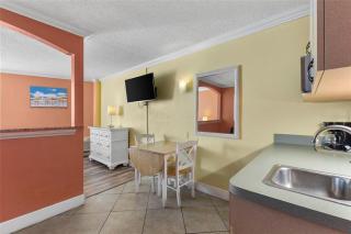 Pelican Point on Clearwater Beach - Clearwater Beach - 3