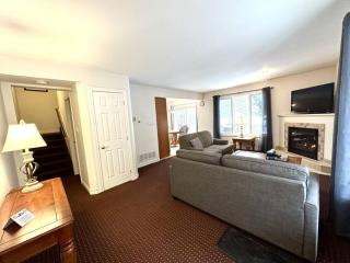 Family Vacation Hub - Collingwood - 6