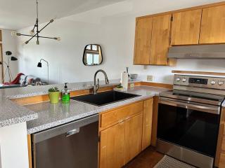 Seaside Oasis Oceanfront Bliss Condo at Semiahmoo - Blaine - 2