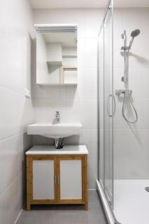 Apartmán u metra s terasou - Prague - 7