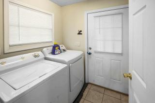 Private Farmhouse with Hot Tub - Dandridge - 3