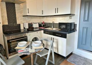Cosy 2 Bed Apt For Families With Free Parking - Liverpool - 6