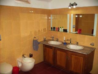 4 Bedroom House@Kottayam TownA/C 812983!5682 - Kottayam - 1