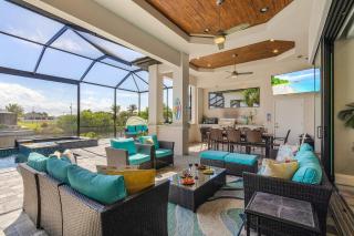 Gulf Access, Putting Green, Outdoor Kitchen, Heated Pool & Spa & MORE! - Villa Captain's Quarters - Matlacha - 8