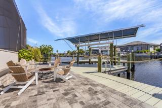 Gulf Access, Putting Green, Outdoor Kitchen, Heated Pool & Spa & MORE! - Villa Captain's Quarters - Matlacha - 5