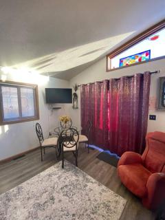 Alaska's Point of View Full Suite - 8