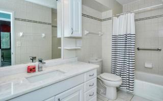 1255-202 Steps From the Bay with Pool Views - Sarasota - 0