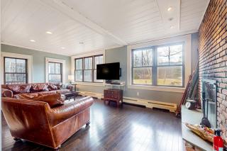 Make for the Mountains - 6