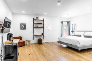 DTWN Bangor, Historic Hotel, KING BED, WIFI, Roku TV, Room # 403 - Bangor - 8