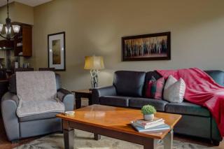 Mountain View (Top Floor) Condo - 9