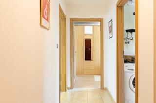 Urban Retreat Near Old Town - 9