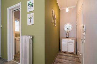Mencrates Apartment - 5