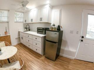 Downtown Little Italy Boho Studio w/ Private Patio - San Diego - 4