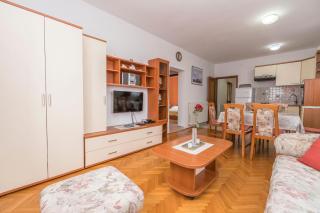 Apartments Murter Jurjako - Murter - 7
