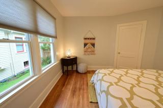 Quiet UW cottage by Ravenna park-Perfect location - Seattle - 9