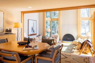 Luxury Warm Springs Creekfront Home - 6