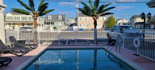 The Lamplight Inn - Lavallette - 4