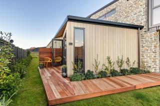 The Front Room - Wanaka - 6