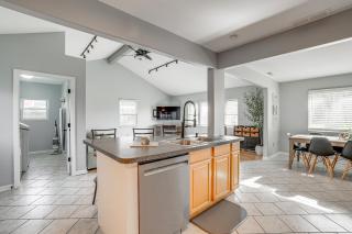Benton Harbor Home w/ Fire Pit - 2 Mi to Beach! - 2