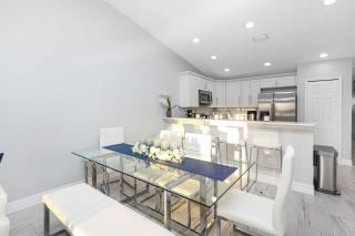 Cape Coral Duplex Pool, Hot Tub, and Sunrise Views - Cape Coral - 3
