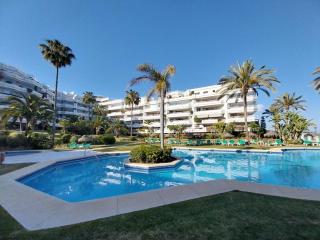 Esmeralda Beach Apartment Golden Mile Marbella - Marbella - 9