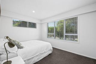 Te Moenga Treasure - Acacia Bay - Taupo - 6
