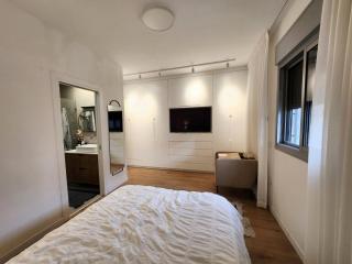 דירת 6חדרים אם המושבות - 3