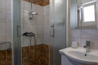 Apartments with parking space Vir - 23044 - 3