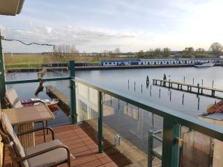 Ferienwohnung Yachthafenidyll - direkte Wasserlage am Hafen - Karlshagen - 7