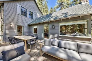 Cozy Designer Decorated Cabin Near Slopes Fireplace Peekaboo Lakeview - Carnelian Bay - 1