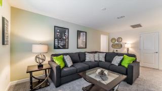 Last Minute Disney Getaway! Private Pool, Hot Tub & Games Room. Book Now! #11412 - Kissimmee - 2
