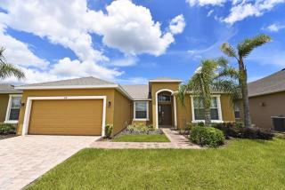Last Minute Disney Getaway! Private Pool, Hot Tub & Games Room. Book Now! #17600 - Orlando - 9