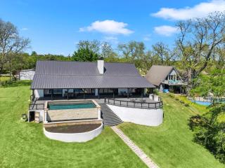 River Oaks Luxury Lakeshore Concierge Services Available - Kingsland - 7