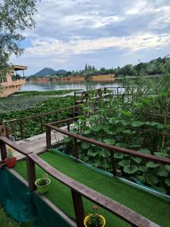LakeSide Homestay Srinagar - Srinagar - 7