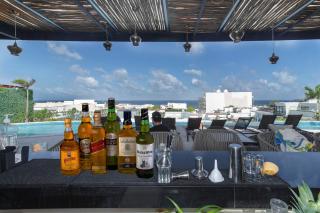 Luxurious & Attractive 2 Bdr Playa del Carmen - 2