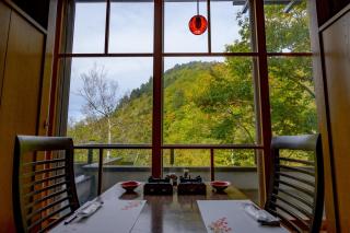 志賀高原 白い温泉 渓谷の湯 - 8