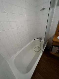 appartement dans station Super Besse 4ou5 pers piscine - Besse-et-Saint-Anastaise - 1