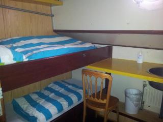 Intersail Hostel - Avontuur - 9