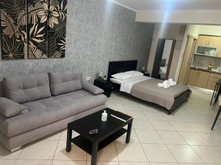AVR Airport Deluxe Suites 4 AIRPORT FREE SHUTLE - Markopoulon - 0