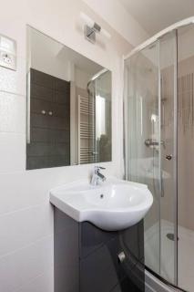 Art Deco Apartment 3 Bedroom, 3 Bathroom, Balcony - Budapest - 1