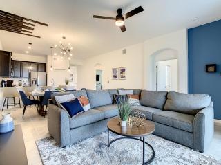 Last Minute Disney Getaway! Private Pool, Hot Tub & Games Room. Book Now! #88031 - Kissimmee - 5