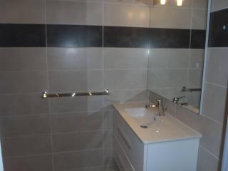 APPT 2 PCES MEZ 46m2 + TERRASSE 7m2 REF 4018 - 2