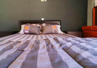 Topfloor central apt with urban views,3' to metro - Atene - 5